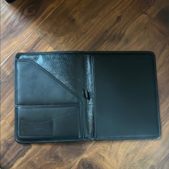 Black Leather Portfolio Organizer - Picture 3 of 5